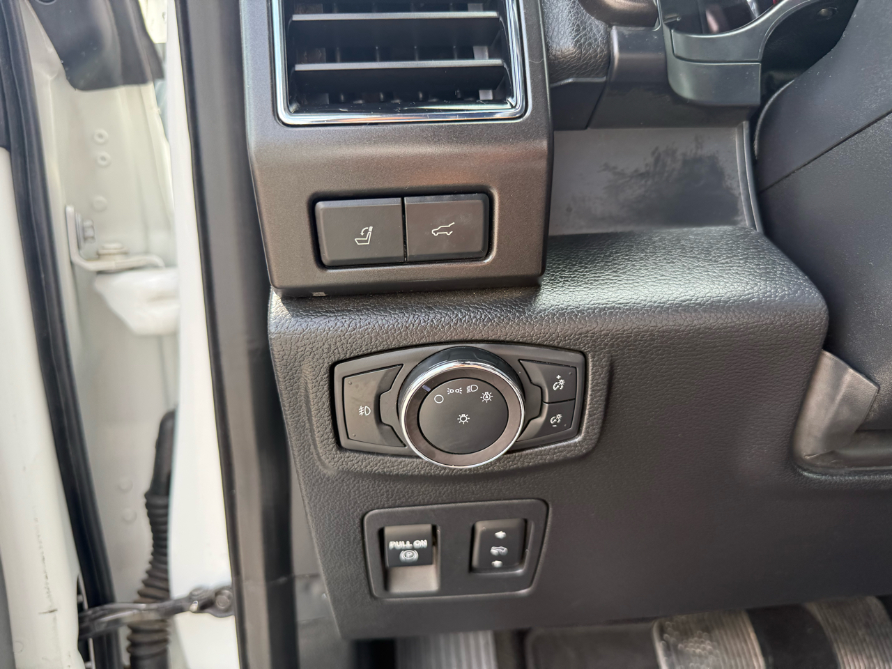 2019 Ford Expedition MAX Limited photo 21