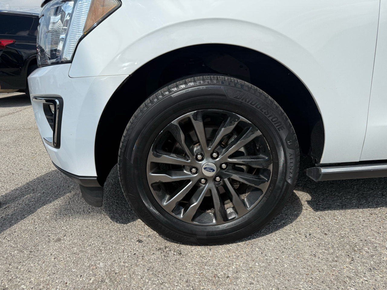 2019 Ford Expedition MAX Limited photo 23