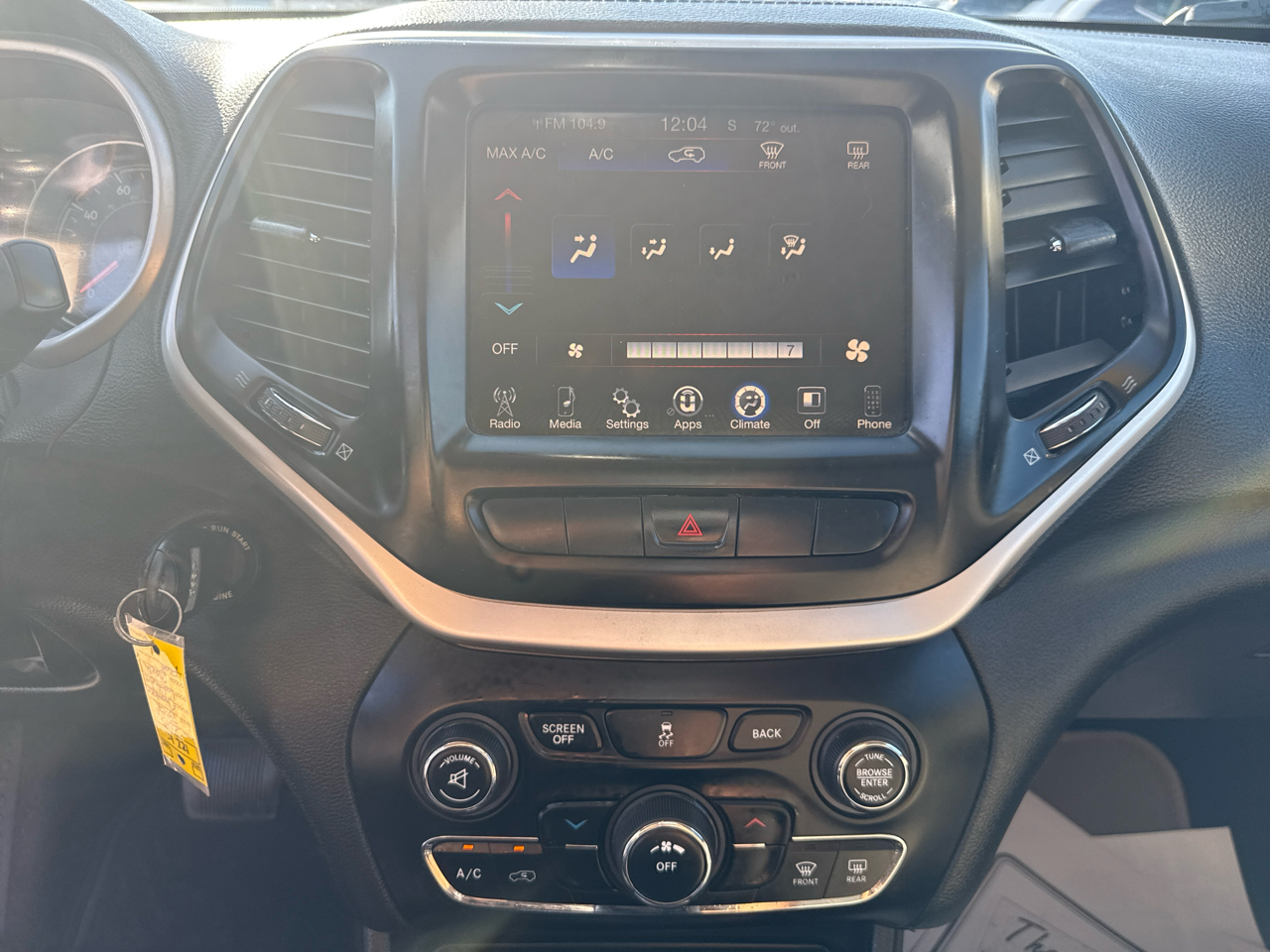 2015 Jeep Cherokee Latitude photo 20