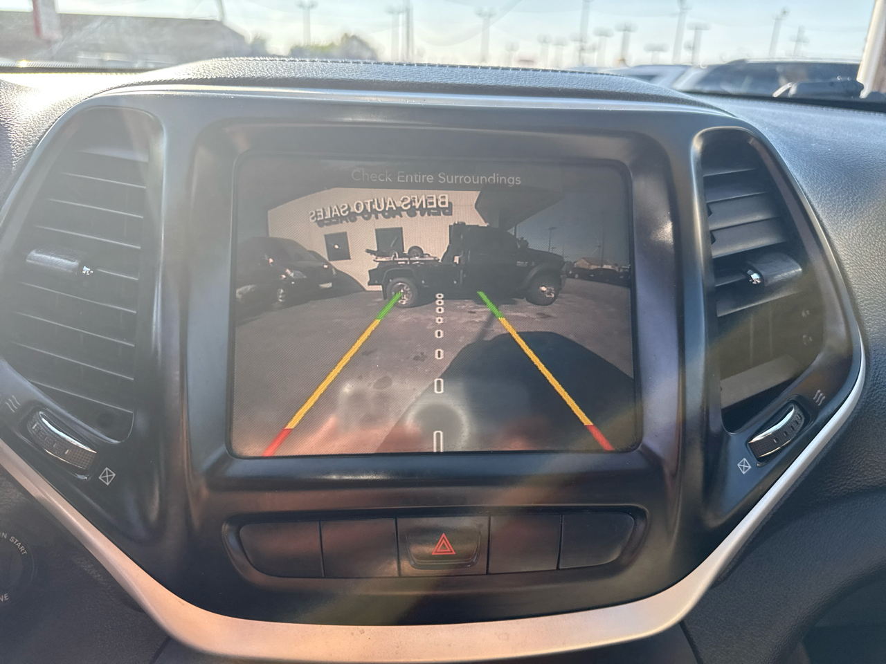 2015 Jeep Cherokee Latitude photo 21