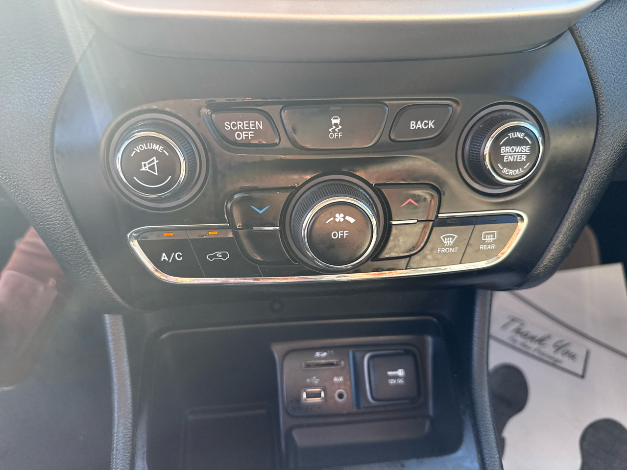 2015 Jeep Cherokee Latitude photo 22