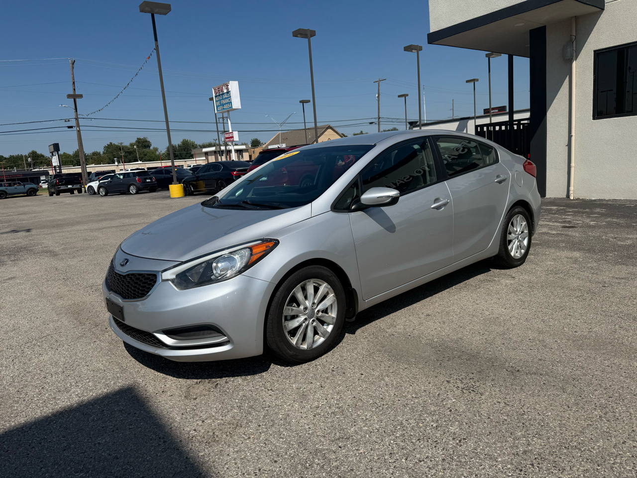 2016 Kia Forte EX photo 2