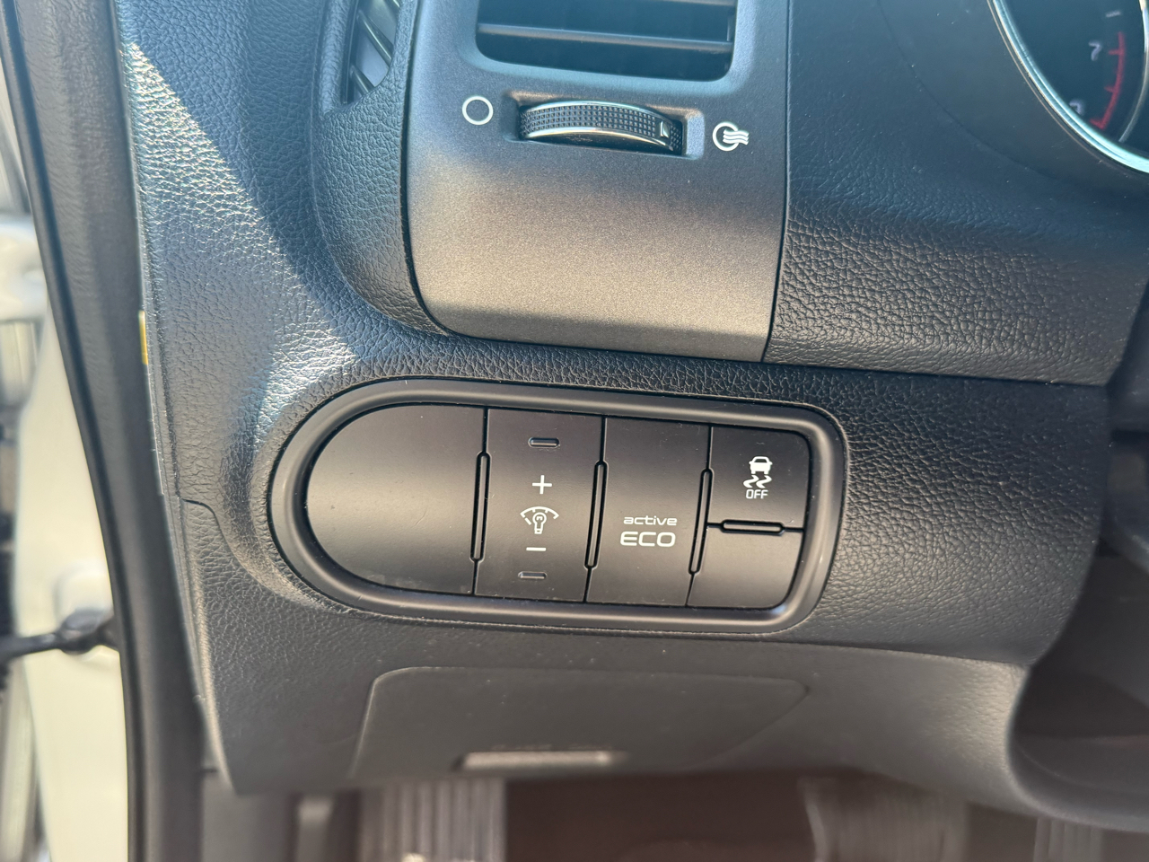 2016 Kia Forte EX photo 21