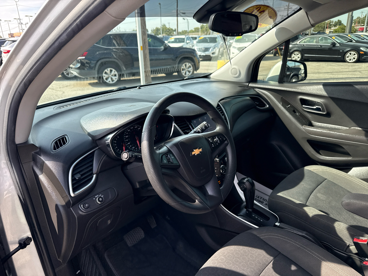 2020 Chevrolet Trax LS photo 7