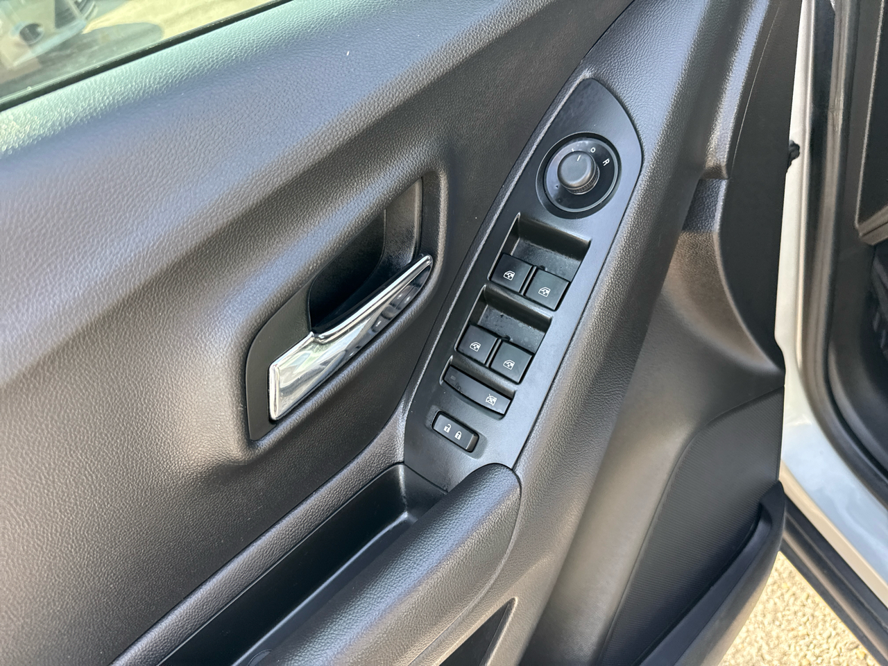 2020 Chevrolet Trax LS photo 11