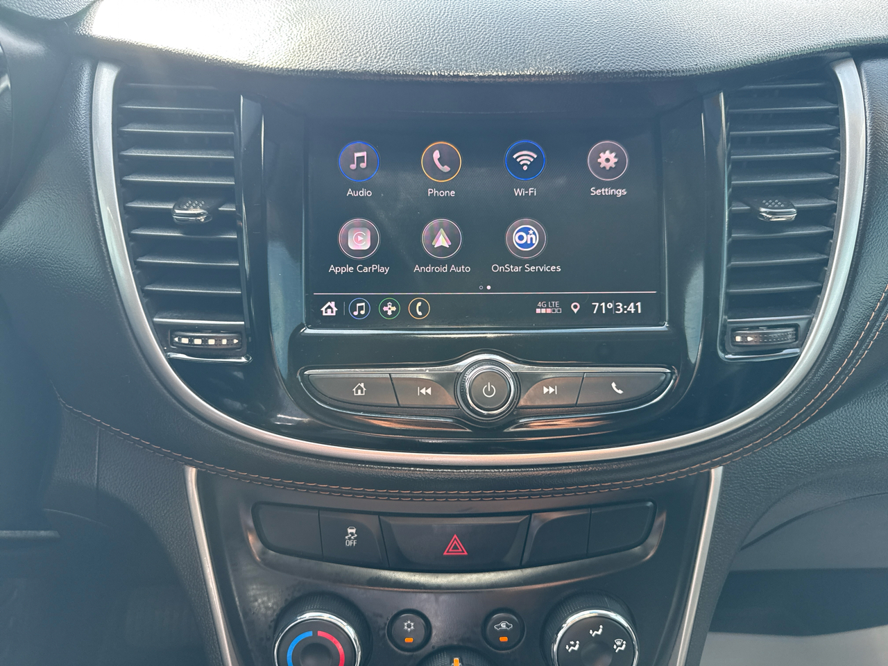2020 Chevrolet Trax LS photo 16
