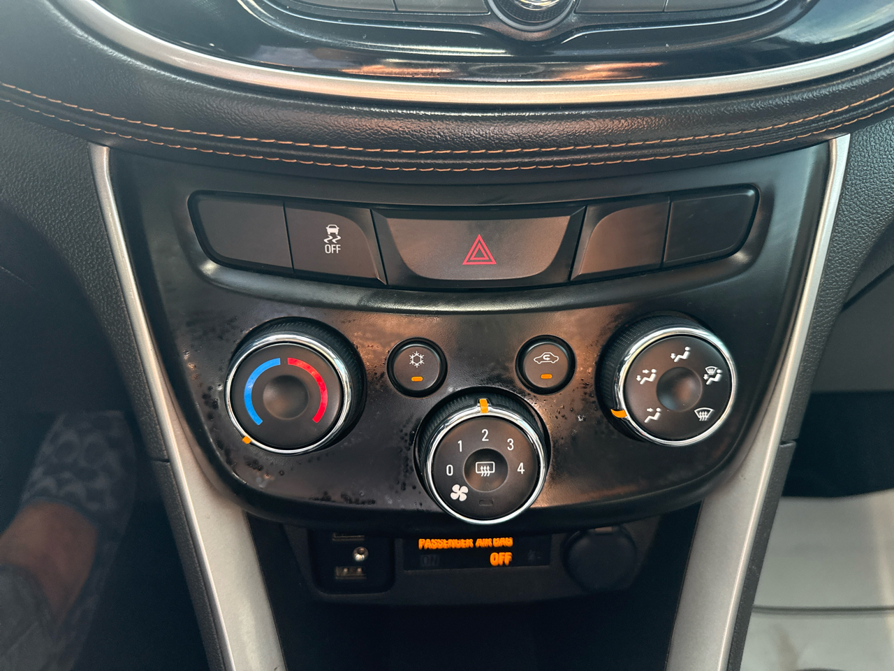 2020 Chevrolet Trax LS photo 18