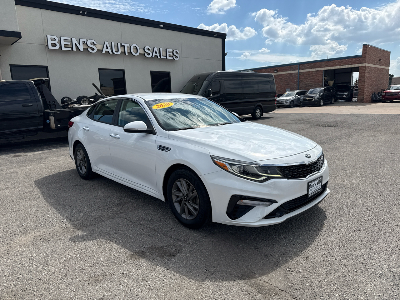 2020 Kia Optima LX SE photo 3