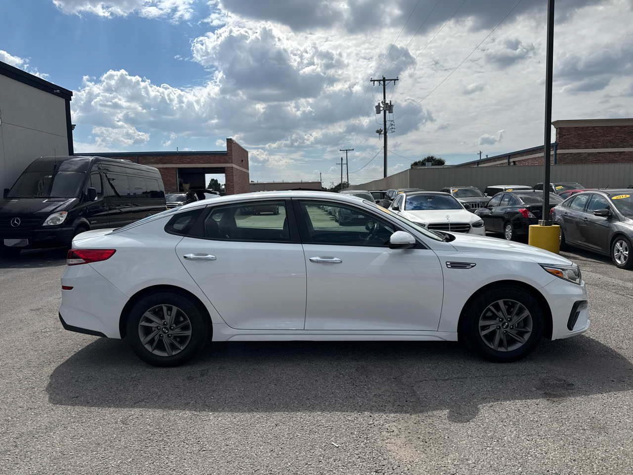 2020 Kia Optima LX SE photo 4