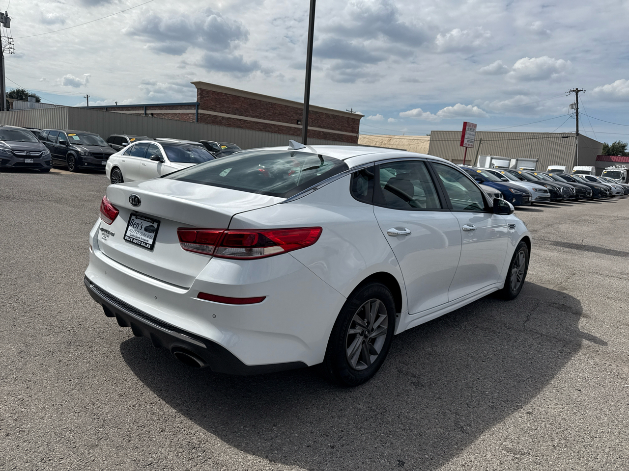 2020 Kia Optima LX SE photo 5