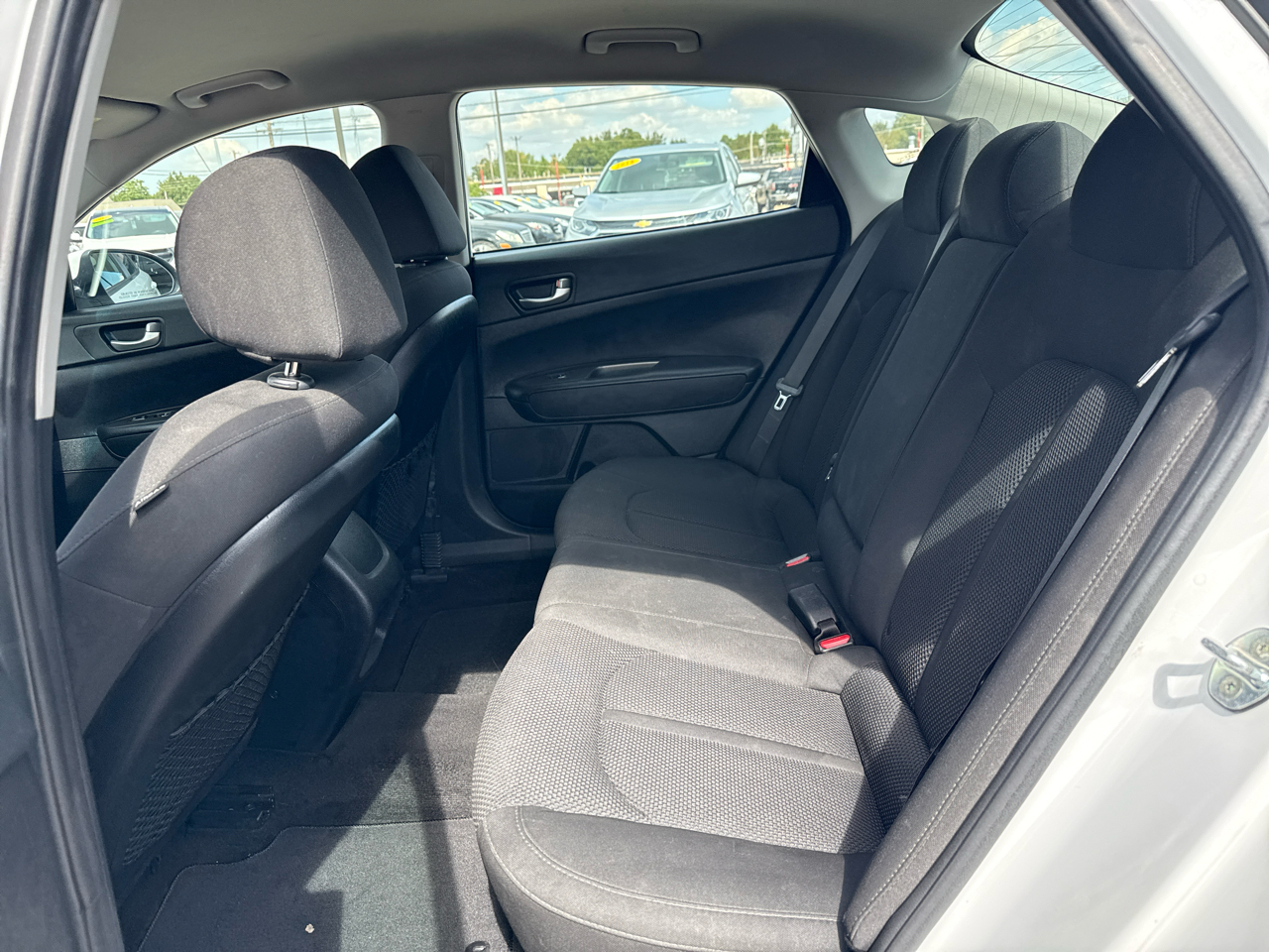 2020 Kia Optima LX SE photo 10