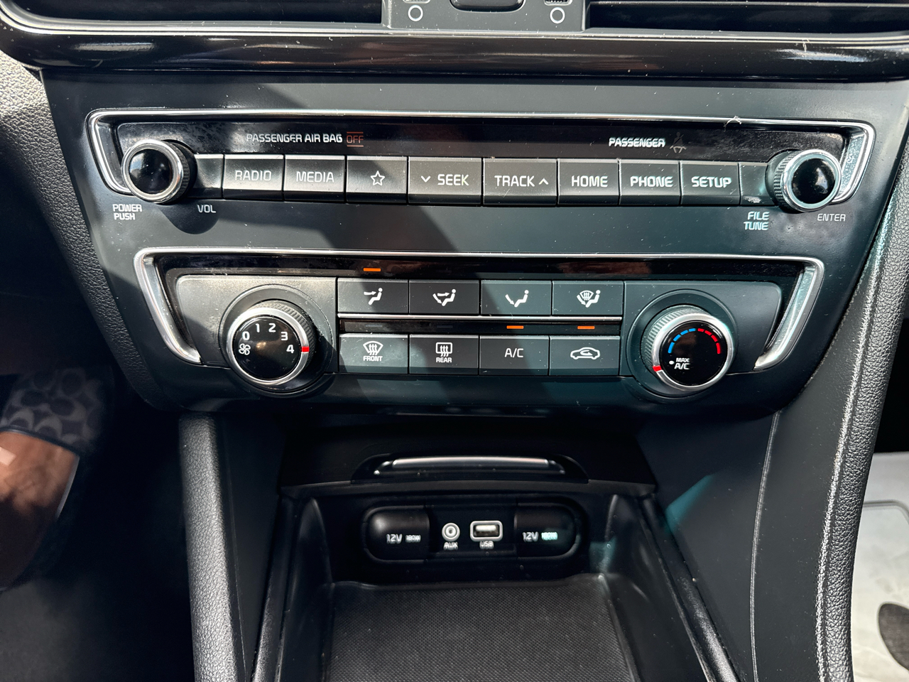 2020 Kia Optima LX SE photo 18