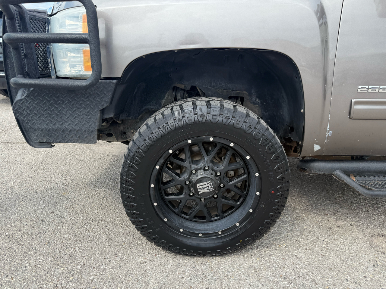 2014 Chevrolet Silverado LTZ photo 21