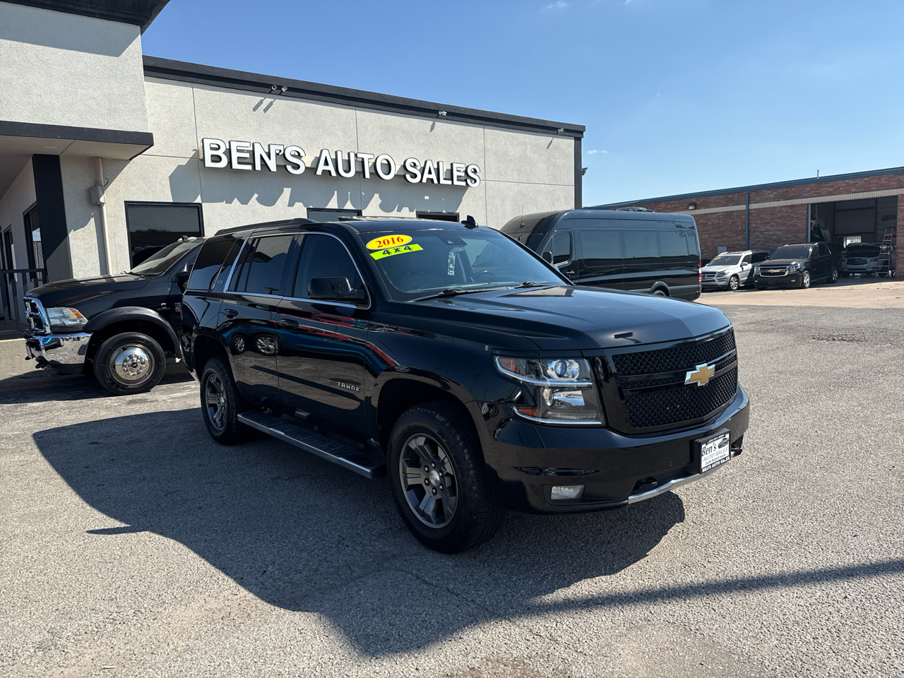 2016 Chevrolet Tahoe LT photo 4