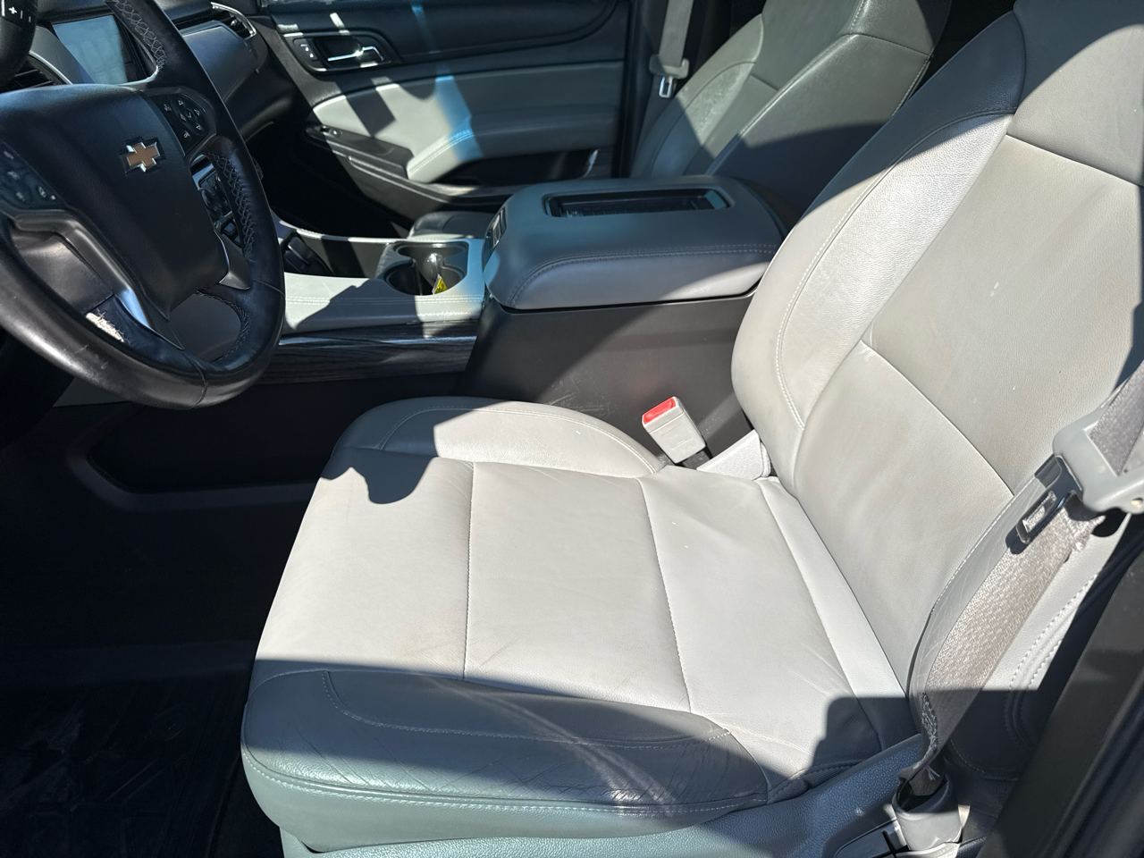 2016 Chevrolet Tahoe LT photo 12