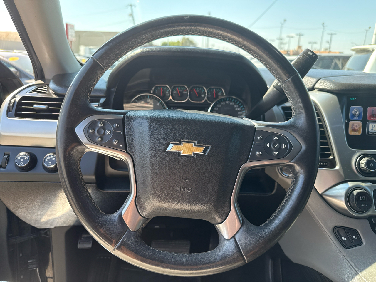 2016 Chevrolet Tahoe LT photo 19