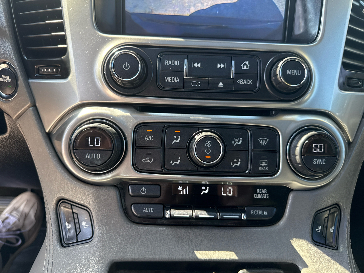 2016 Chevrolet Tahoe LT photo 25