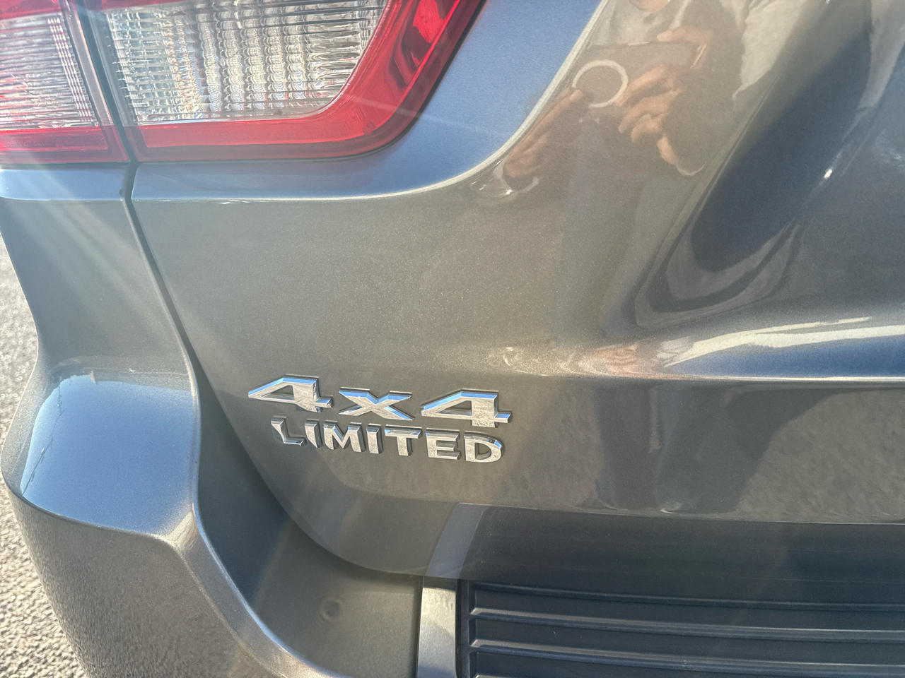 2013 Jeep Grand Cherokee Limited photo 3