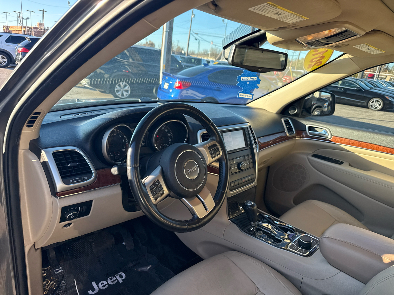 2013 Jeep Grand Cherokee Limited photo 4
