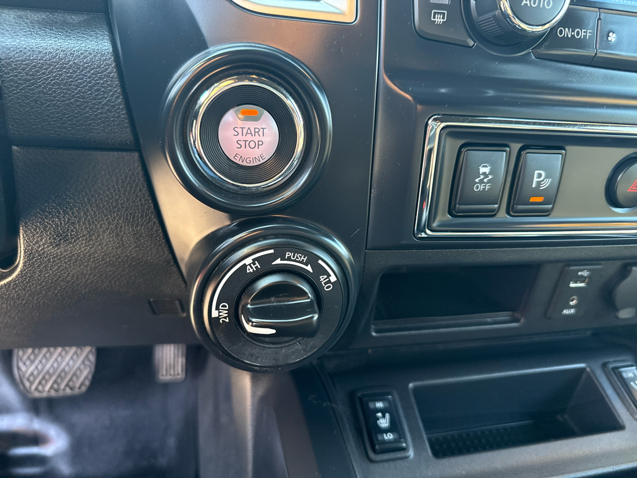 Nissan Titan PRO-4X Crew Cab 4WD 2018