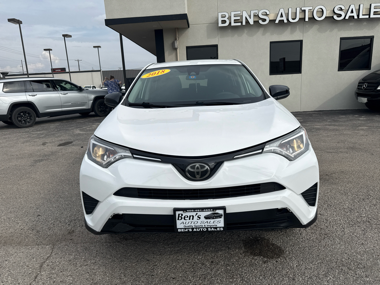 Toyota RAV4 LE FWD 2018