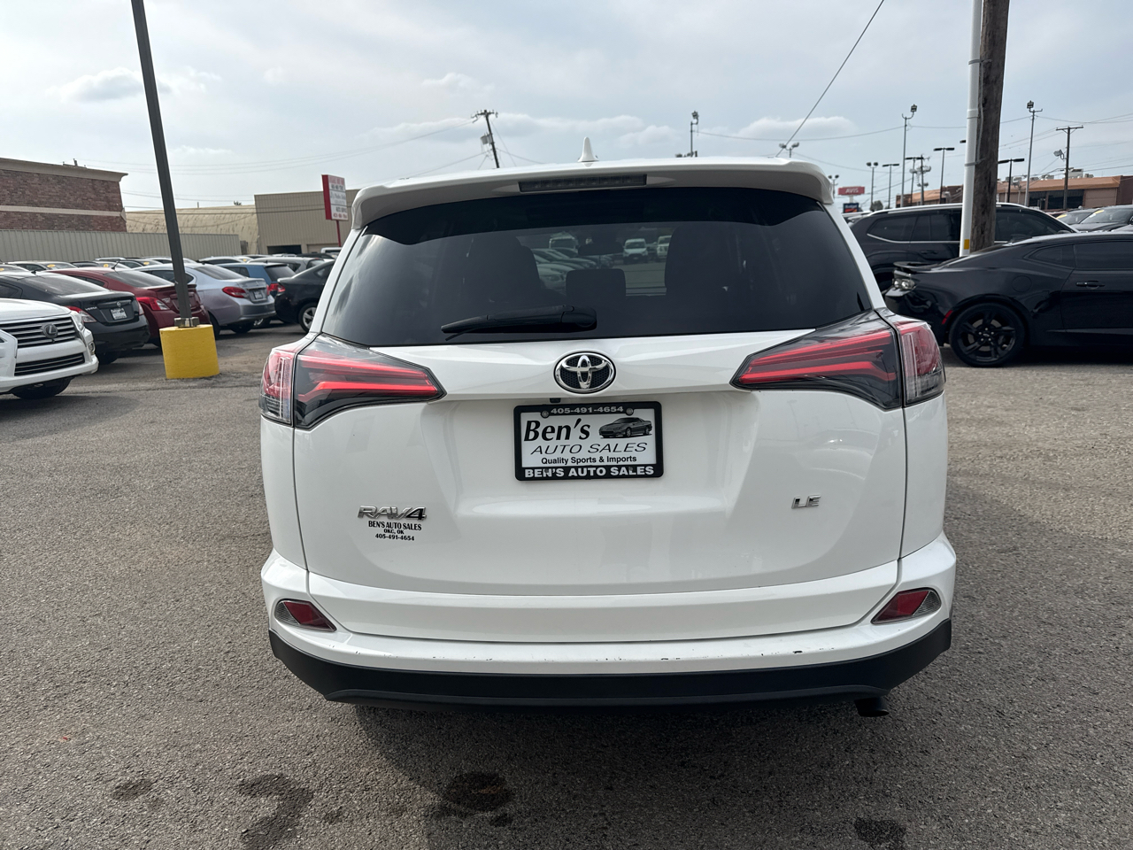 Toyota RAV4 LE FWD 2018