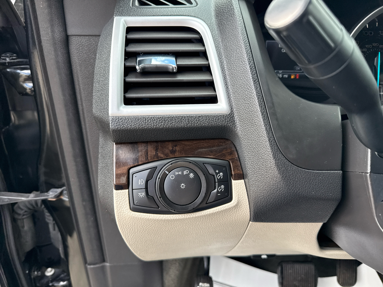 Ford Explorer Limited FWD 2015