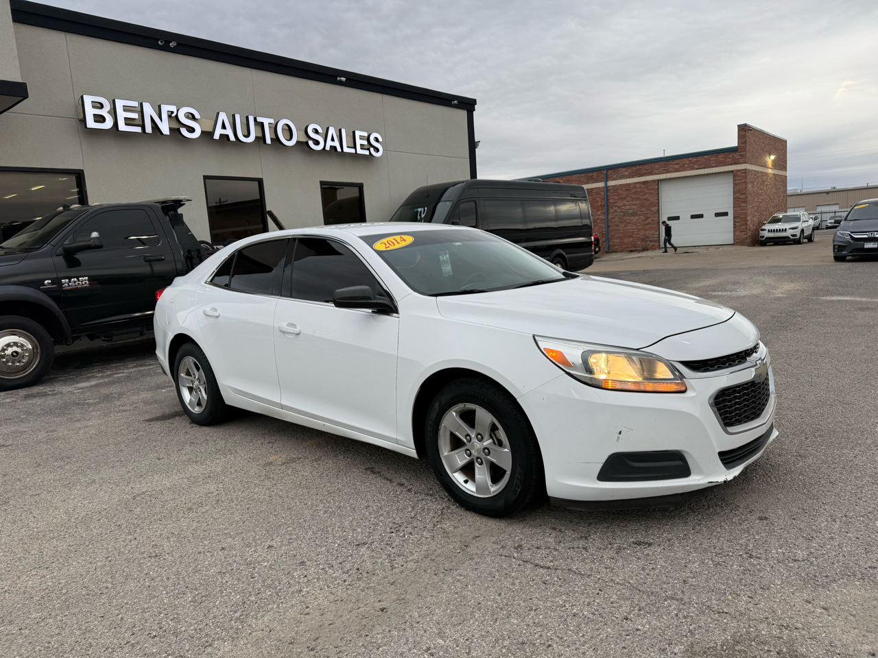 2014 Chevrolet Malibu LS photo 4