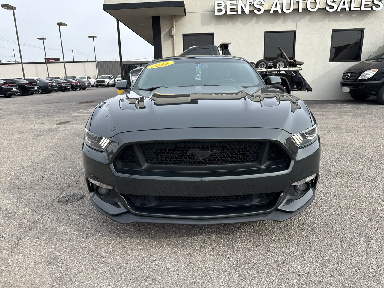 2016 Ford Mustang GT Premium photo 3