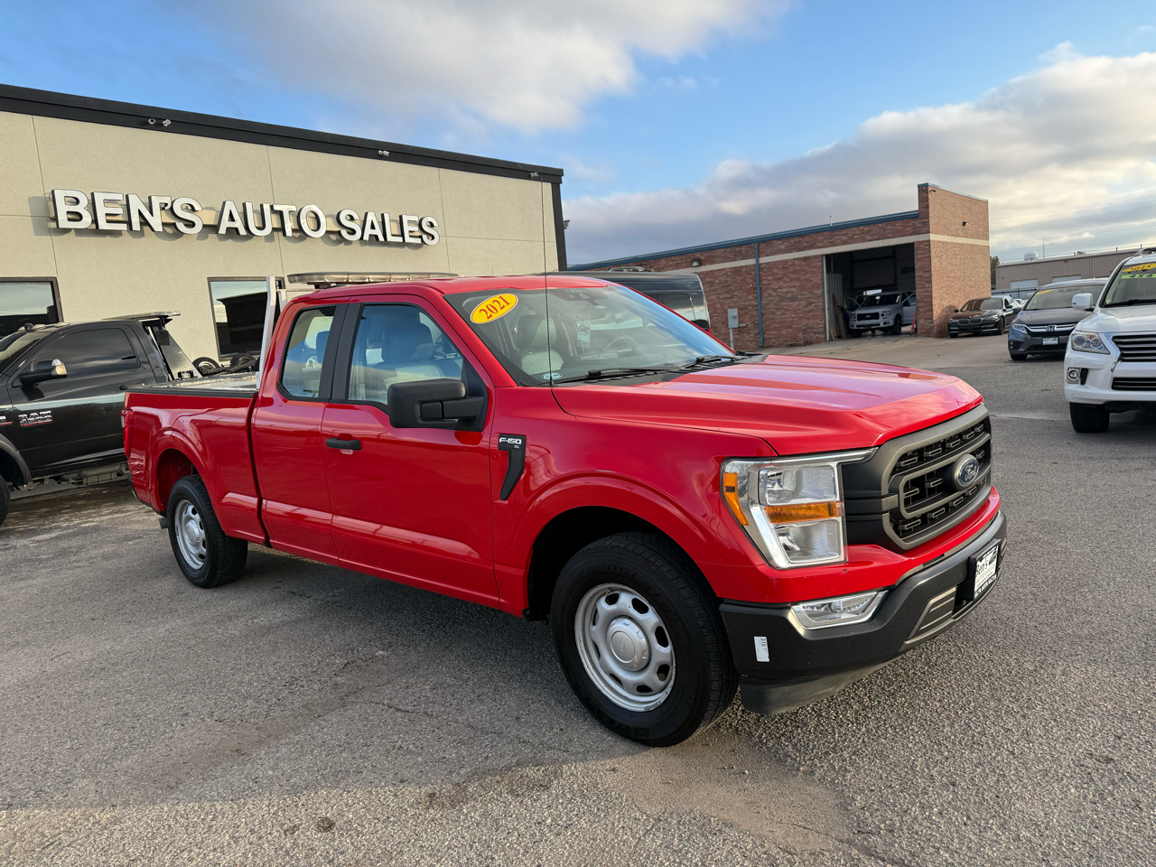 2021 Ford F-150 XL photo 3