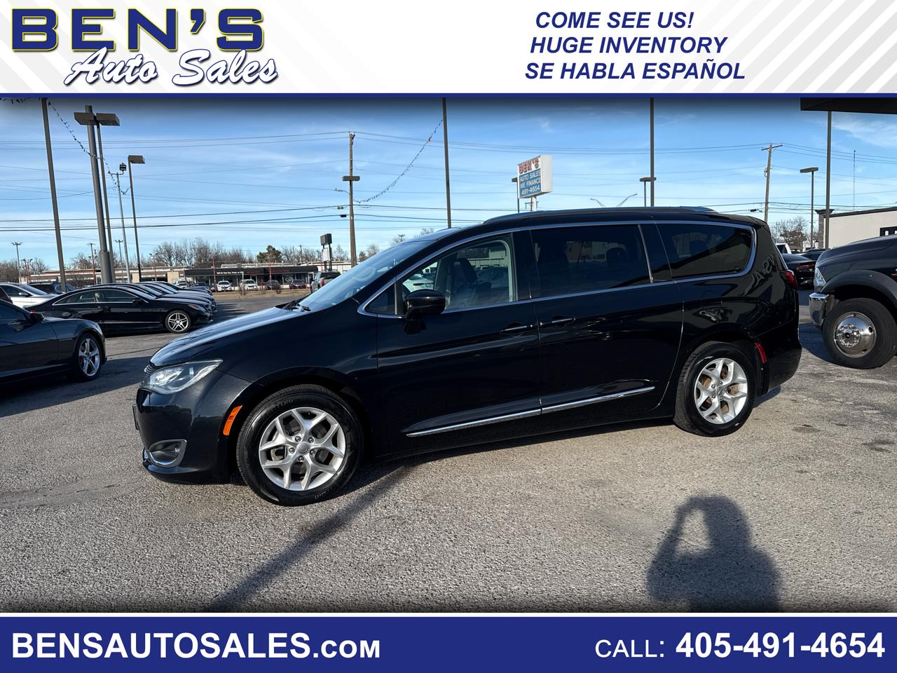 2017 Chrysler Pacifica Touring-L Plus