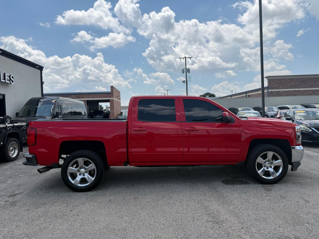 Chevrolet Silverado 1500 LT Crew Cab 2WD 2017