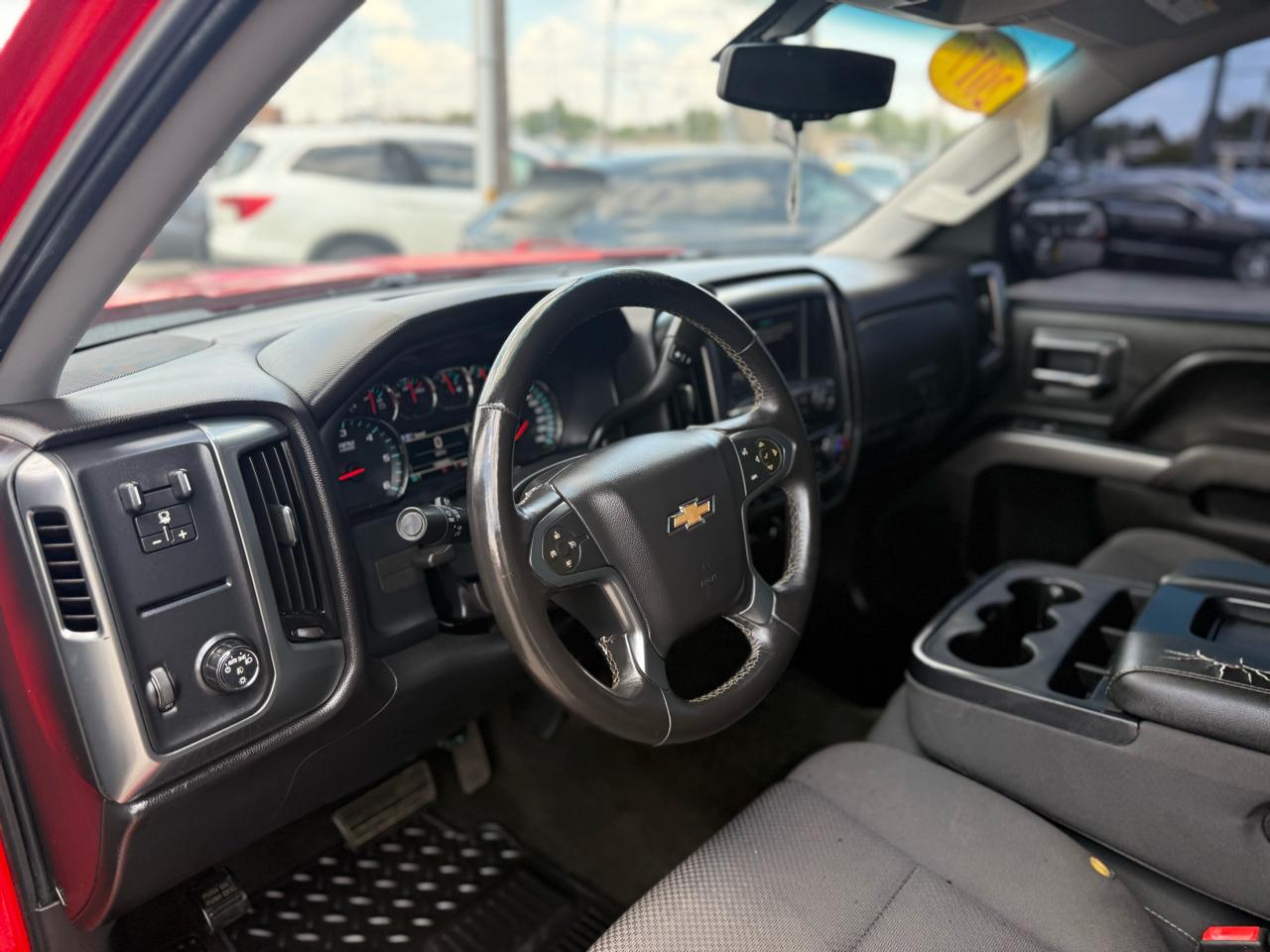 Chevrolet Silverado 1500 LT Crew Cab 2WD 2017