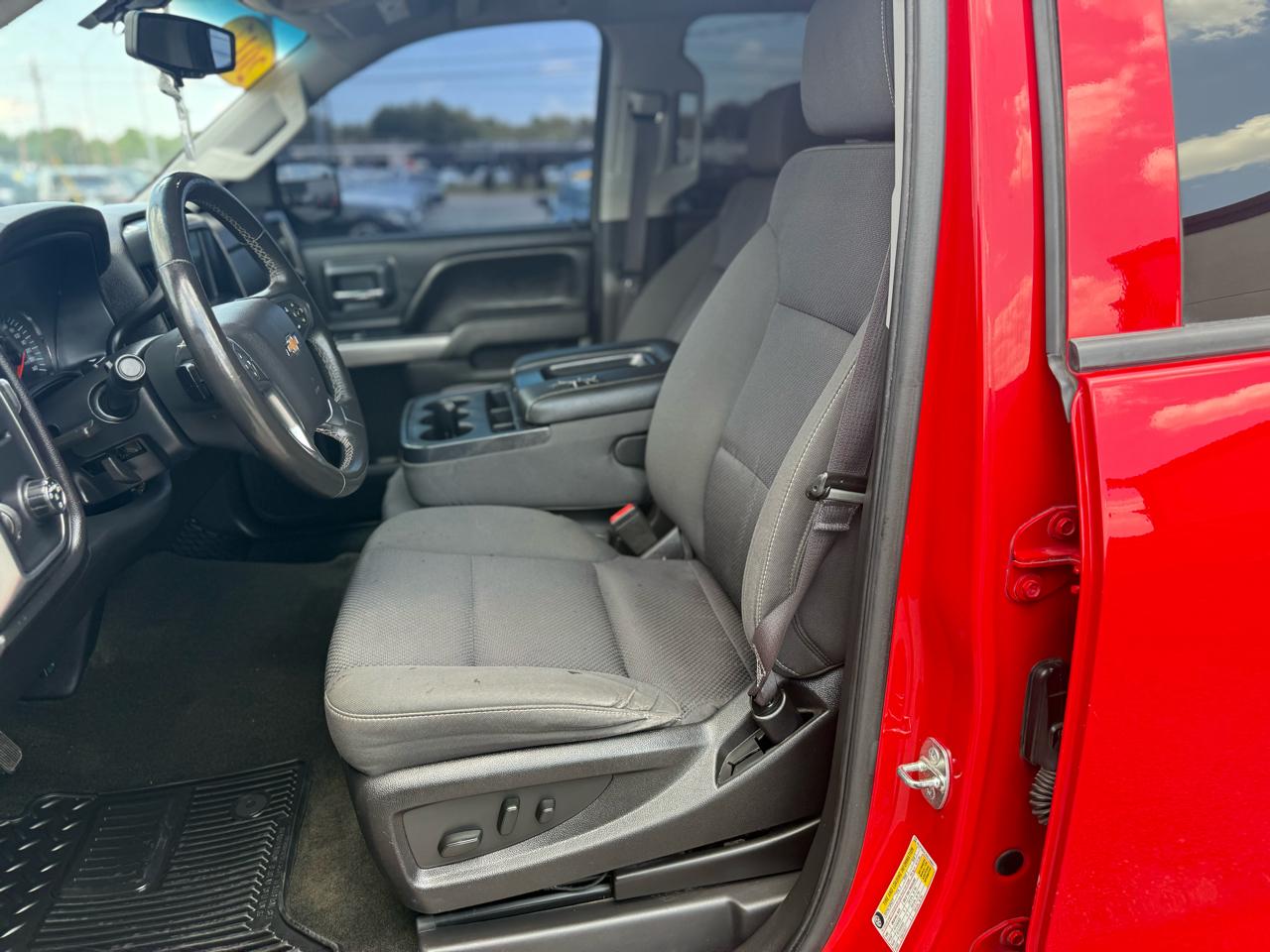 Chevrolet Silverado 1500 LT Crew Cab 2WD 2017
