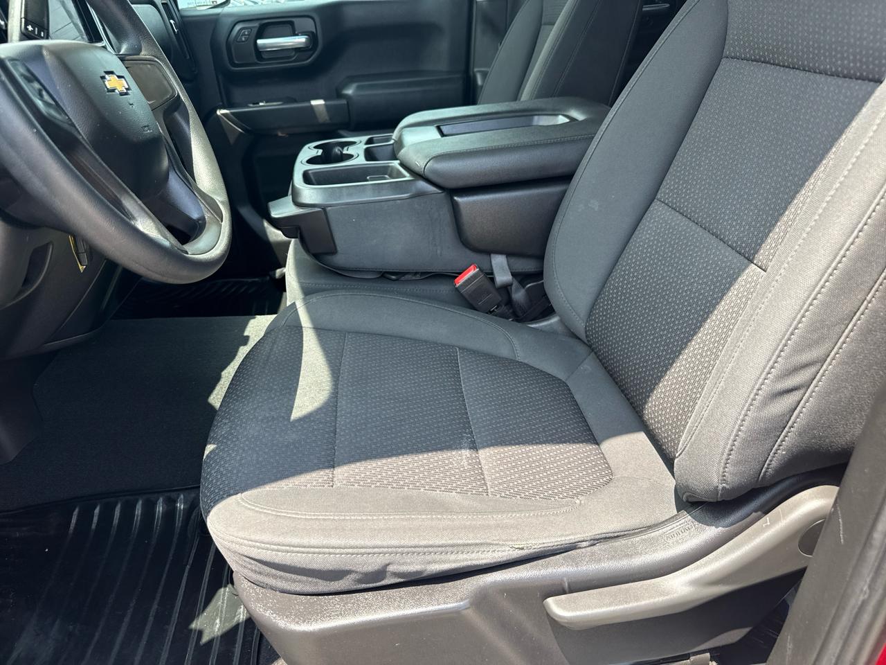 Chevrolet Silverado 1500 Custom Crew Cab Short Box 2WD 2021
