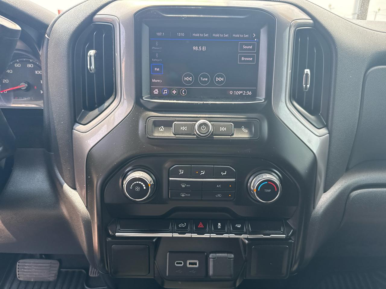 Chevrolet Silverado 1500 Custom Crew Cab Short Box 2WD 2021