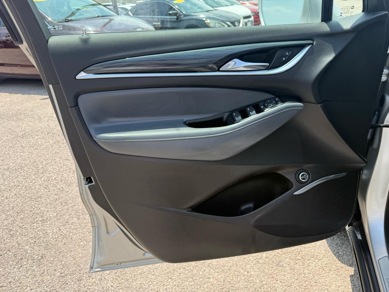 Buick Enclave Essence FWD 2019