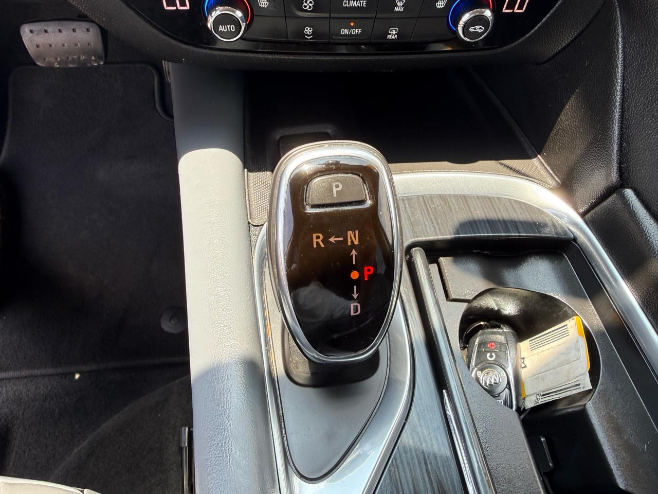 Buick Enclave Essence FWD 2019