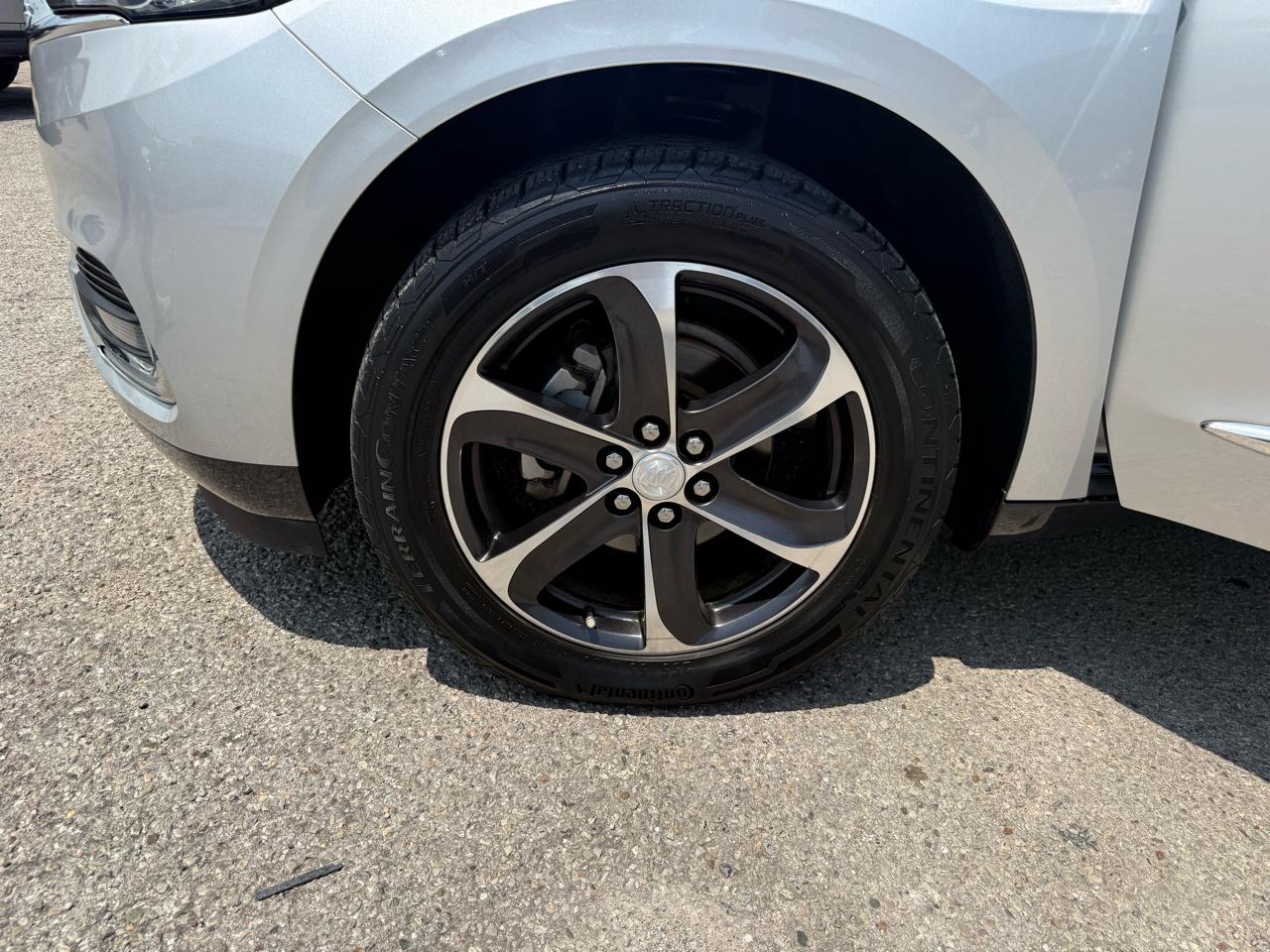 Buick Enclave Essence FWD 2019
