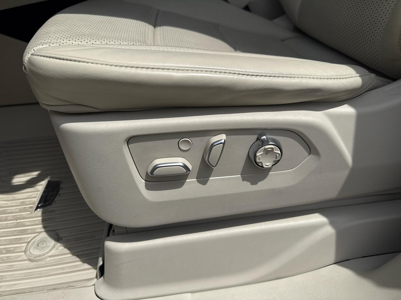 Cadillac Escalade Sport Platinum AWD 2021