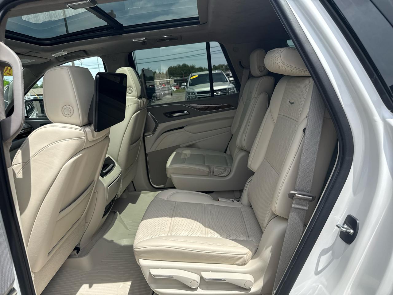 Cadillac Escalade Sport Platinum AWD 2021