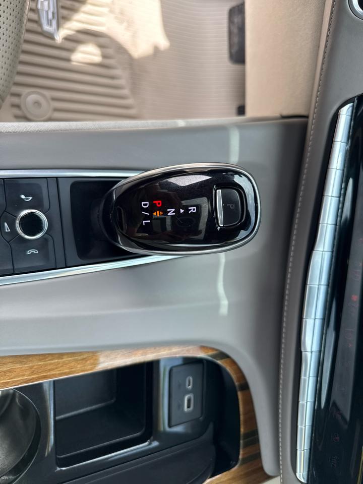 Cadillac Escalade Sport Platinum AWD 2021