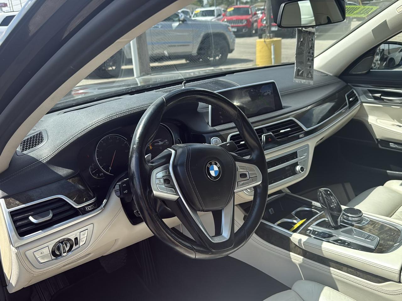 BMW 7-Series 750i xDrive 2018