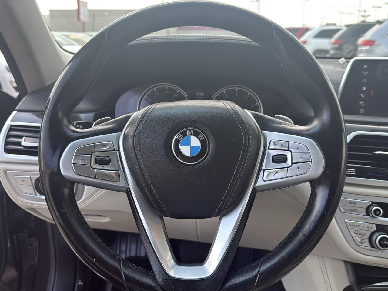 BMW 7-Series 750i xDrive 2018