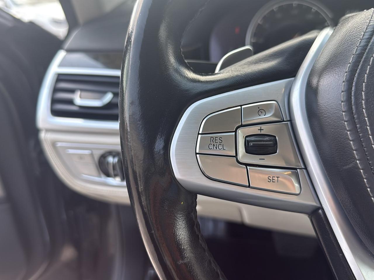 BMW 7-Series 750i xDrive 2018