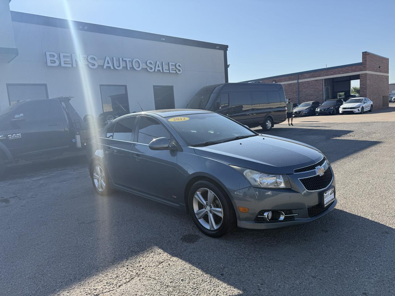 Chevrolet Cruze  2012