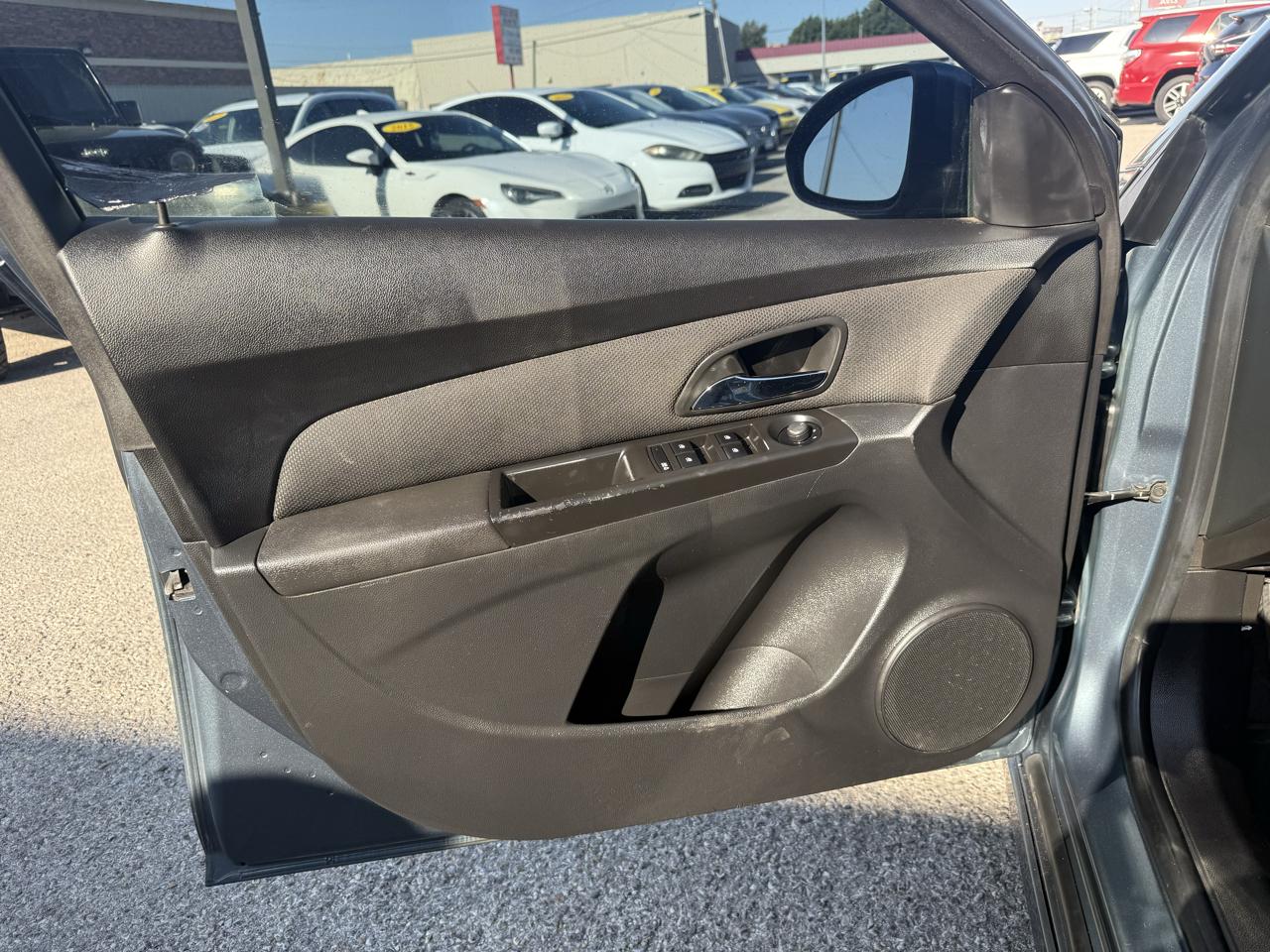 Chevrolet Cruze  2012
