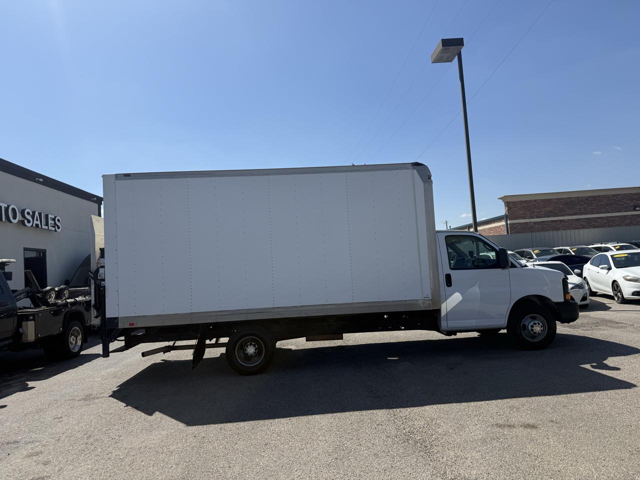 Chevrolet Express G3500 177" 2015