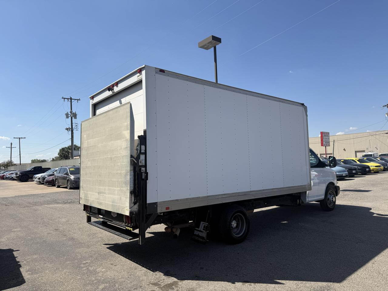 Chevrolet Express G3500 177" 2015