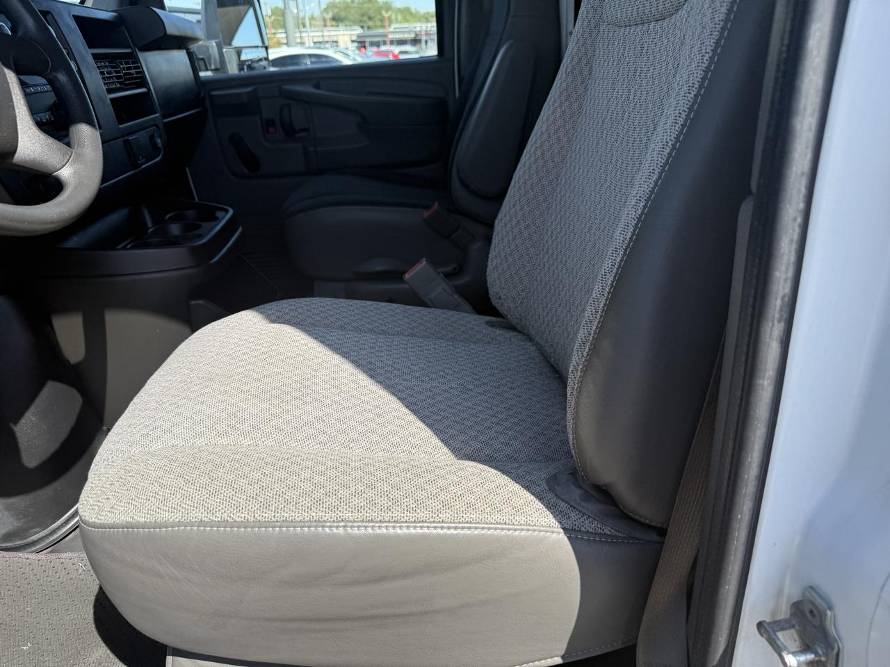 Chevrolet Express G3500 177" 2015